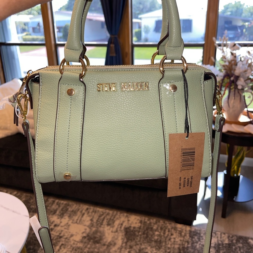STEVE MADDEN BJessie Crossbody Bag In Green - Picture 4 of 12